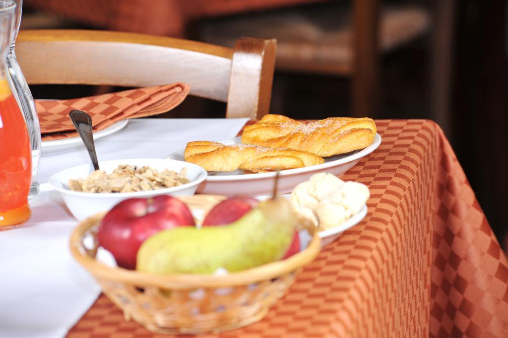Locanda Rurale Santa Marta Avola Buitenkant foto