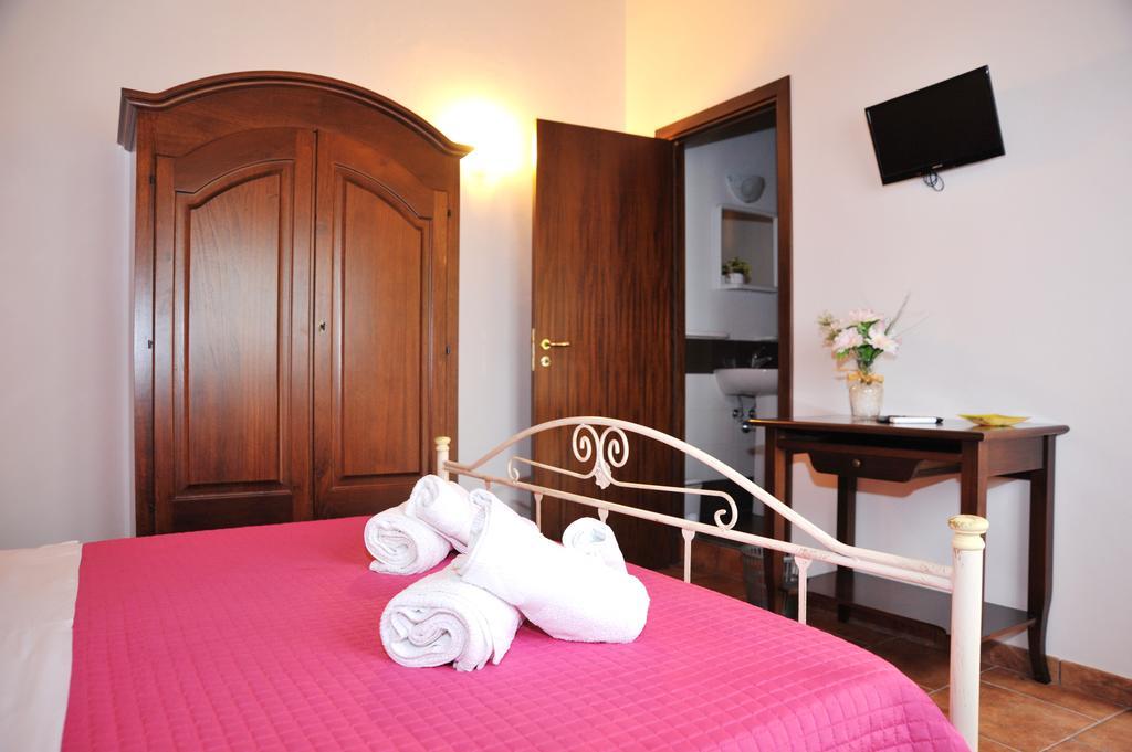 Locanda Rurale Santa Marta Avola Buitenkant foto