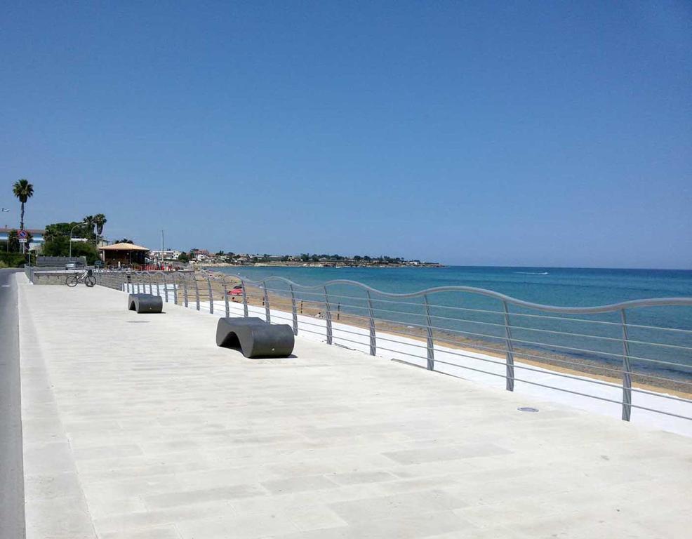 Locanda Rurale Santa Marta Avola Buitenkant foto